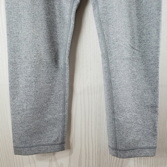Lululemon Gray Crop Wunder Under Leggings Women’s Size 2 - Picture 9 of 9